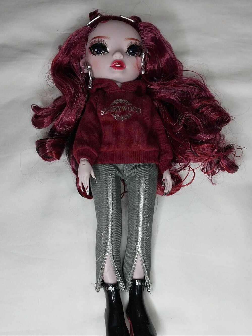 Rainbow High Shadow High Scarlett Red Fashion Doll Series 3